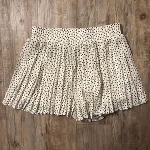 Fabrik Black and White Star Printed Flowy Shorts